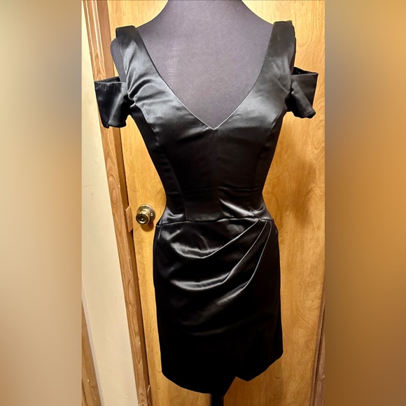 Bebe black off shoulder wrap mini dress size small - Picture 4 of 16